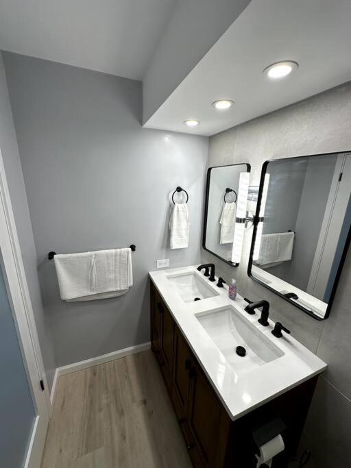 Gem Of Waikiki At Inn On The Park Honolulu Eksteriør bilde